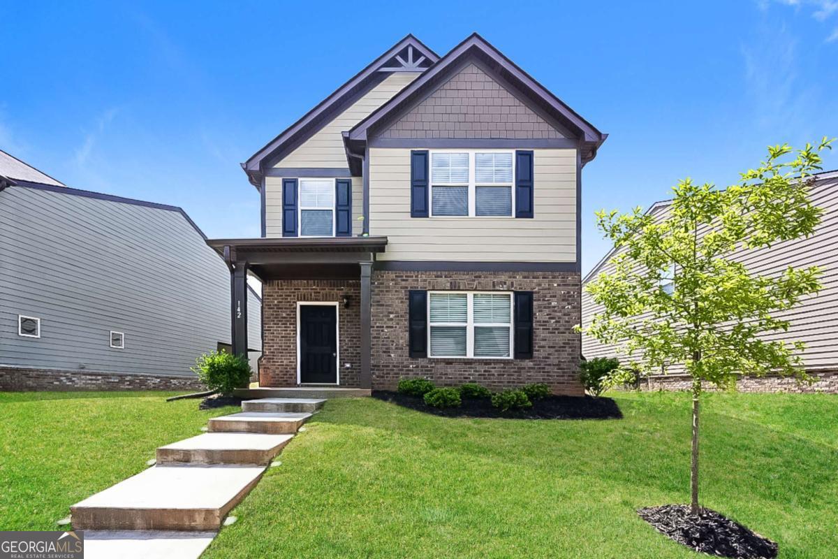 Discover this inviting 3-bedroom, 3-bathroom pet-friendly home featuring 1,702 sq ft of well-designed space. The kitchen is equipped with stainless steel appliances, including a refrigerator, microwave, and range oven. Enjoy the comfort of ceiling fans and window coverings throughout. The home also includes a bathtub for relaxation. Step outside to find an attached garage for convenience. This property offers a wonderful opportunity for those seeking a spacious and accommodating home. Schedule a tour today to experience all this residence has to offer!