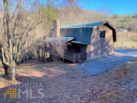 A home in Hiawassee