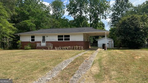 2552 Allan WAY Macon GA 31206