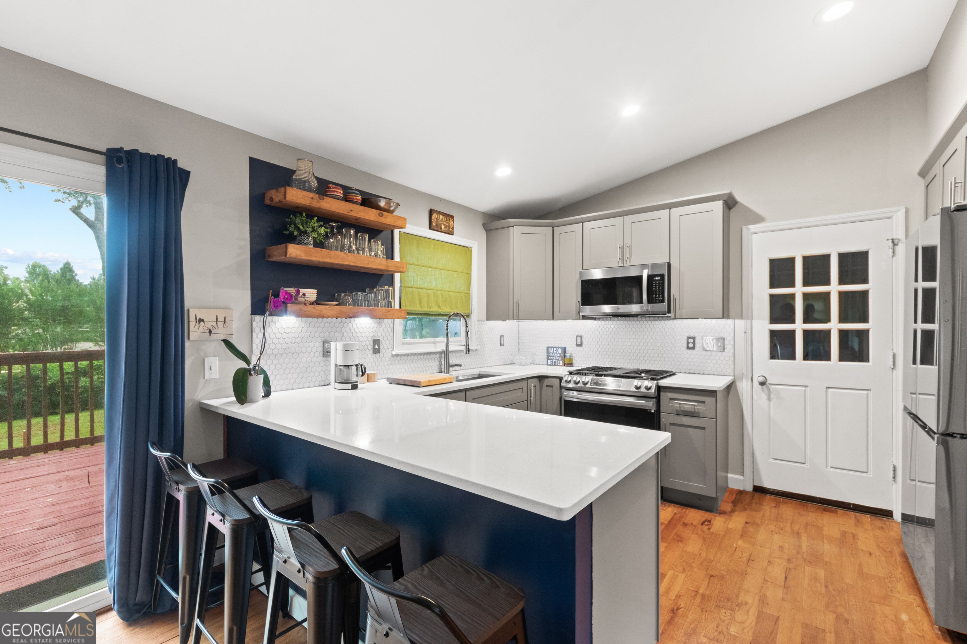 326 Norton CIR SE