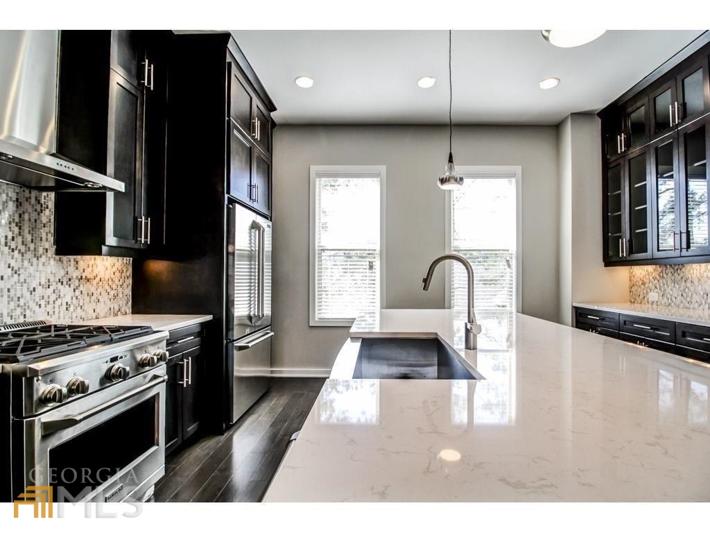 Bluffs at Lenox - Residential Lease