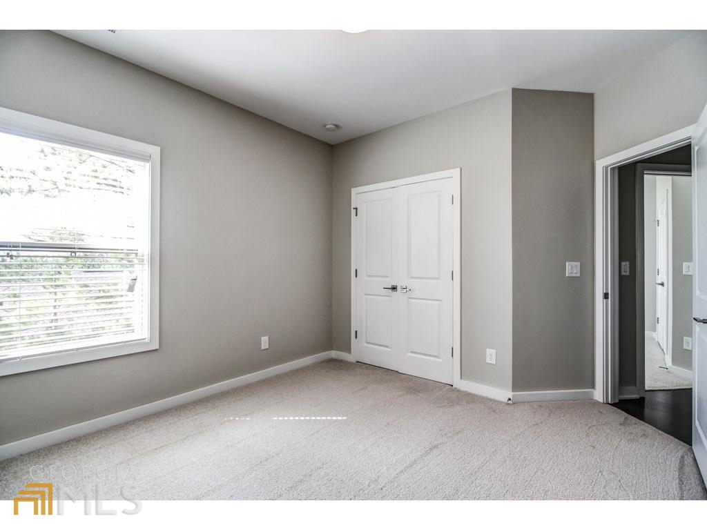 Bluffs at Lenox - Residential Lease