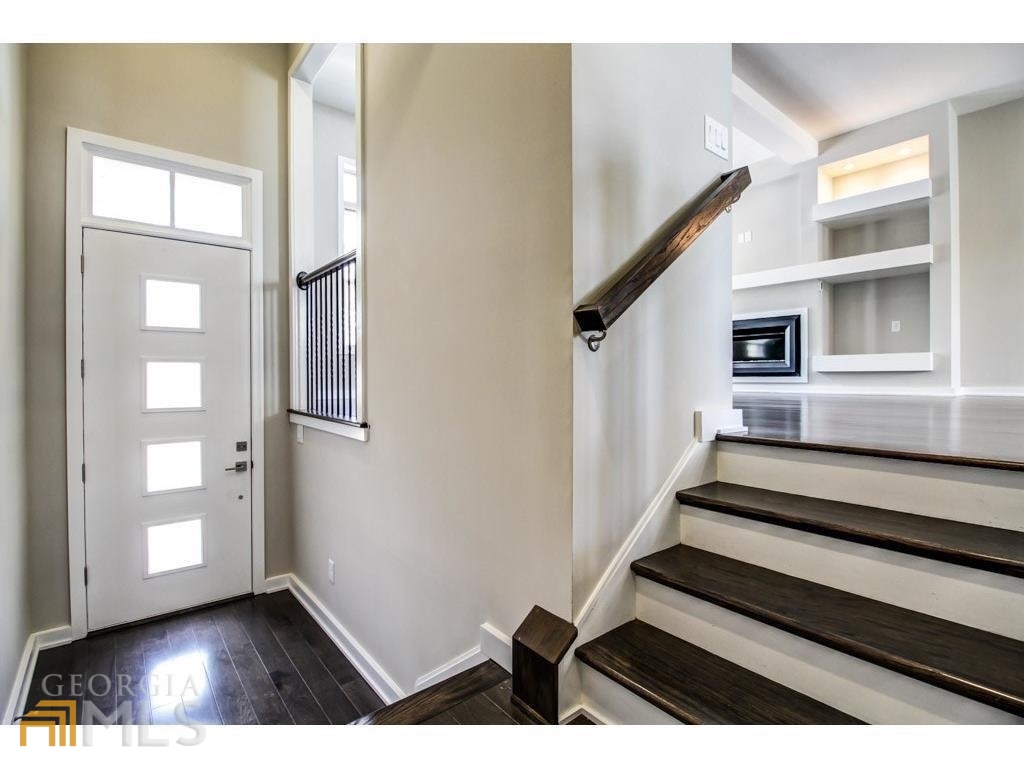 Bluffs at Lenox - Residential Lease