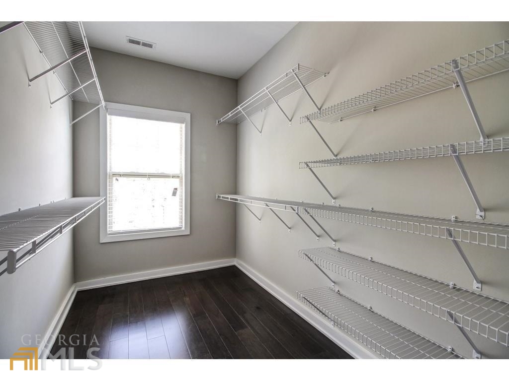 Bluffs at Lenox - Residential Lease