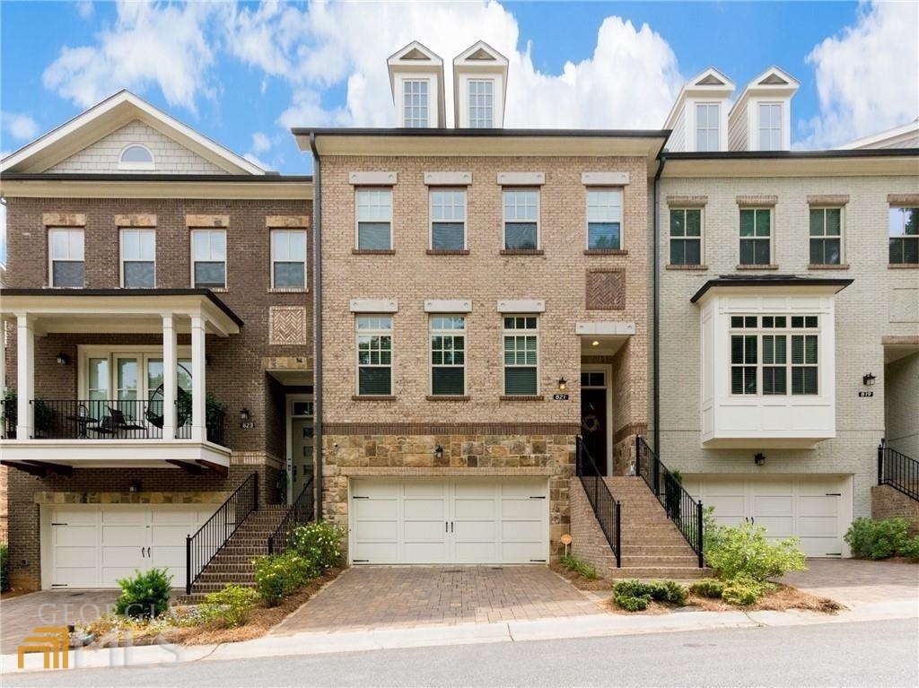 Bluffs at Lenox - Residential Lease