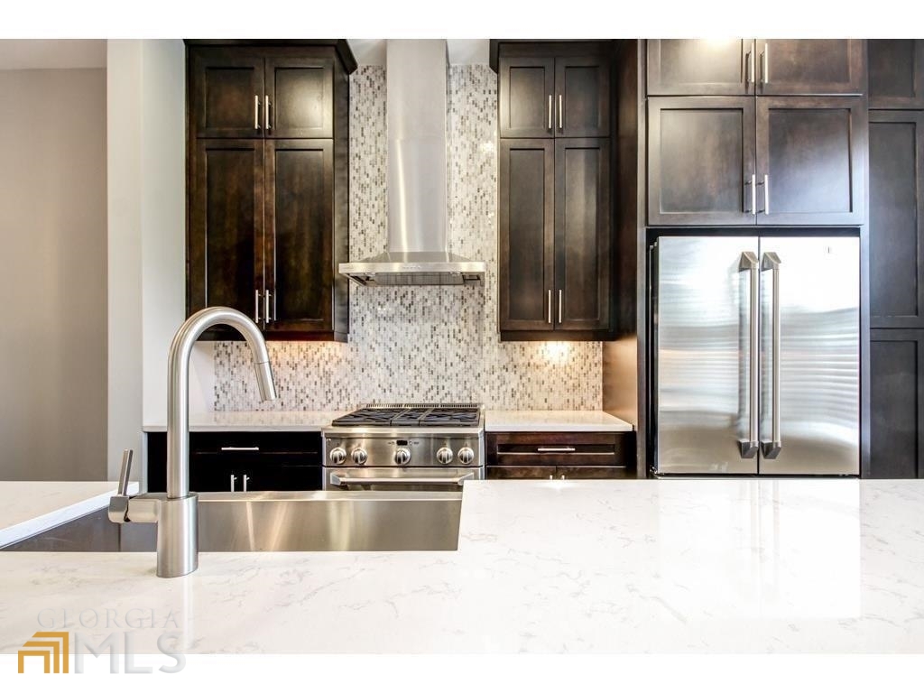 Bluffs at Lenox - Residential Lease