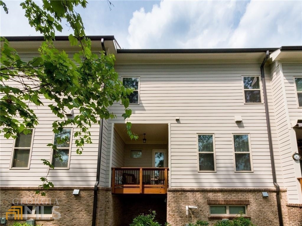 Bluffs at Lenox - Residential Lease