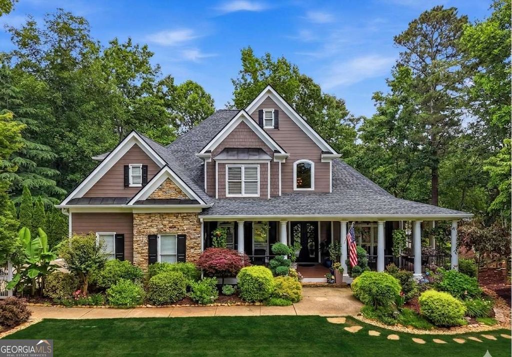 Photo of 5630 Chestatee Landing Drive, Gainesville, GA 30506 (MLS # 10775194)