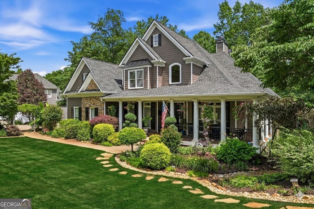 Photo of 5630 Chestatee Landing Drive, Gainesville, GA 30506 (MLS # 10775194)