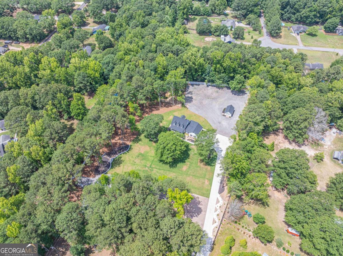 Photo 54 of 56 of 1474 Broadnax Mill Rd mobile home