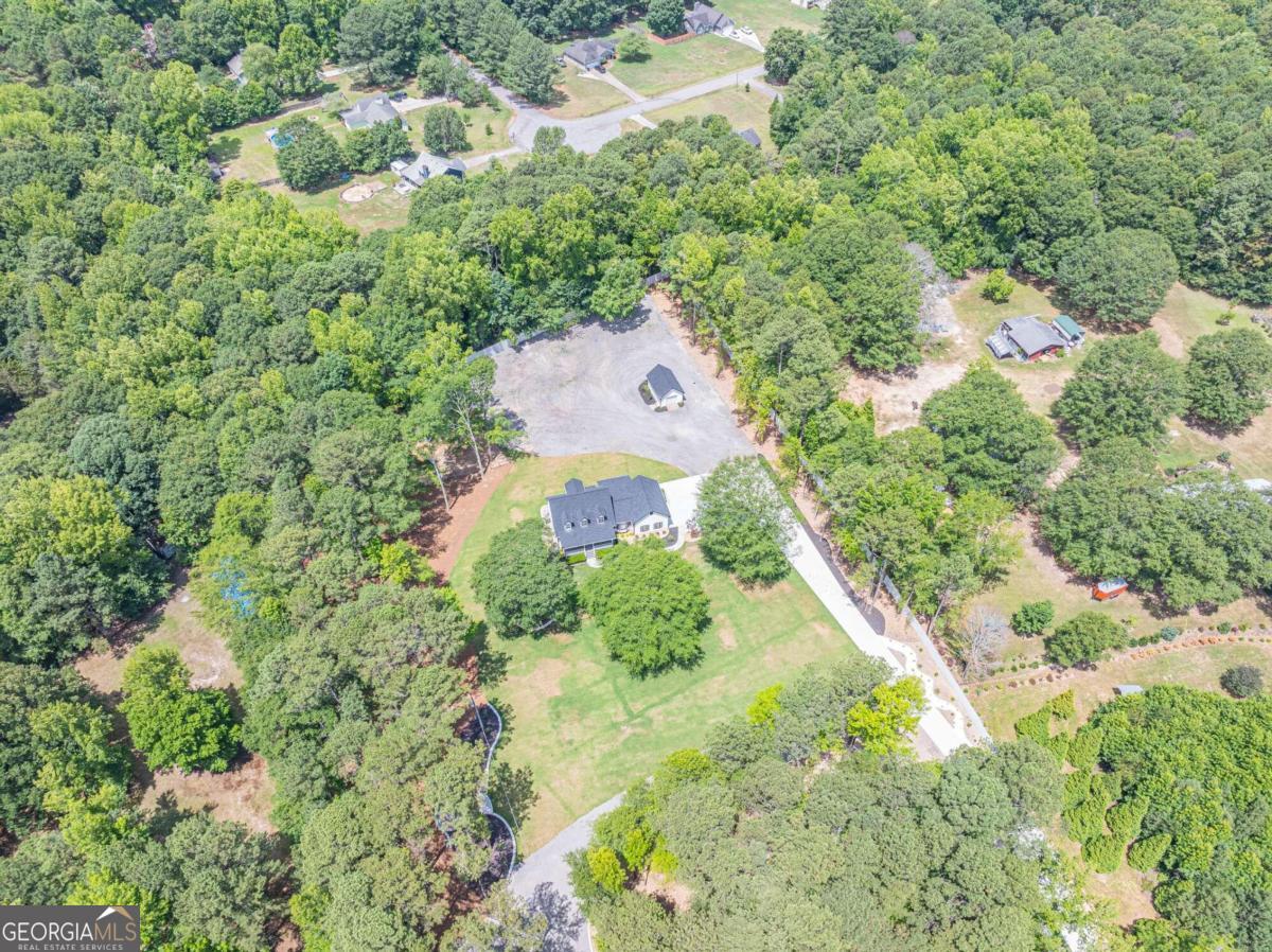 Photo 52 of 56 of 1474 Broadnax Mill Rd mobile home