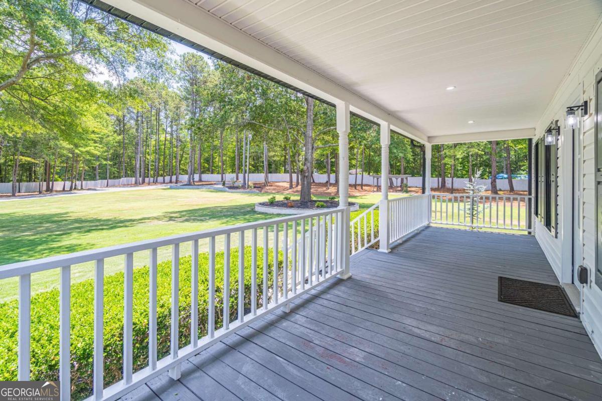 Photo 14 of 56 of 1474 Broadnax Mill Rd mobile home