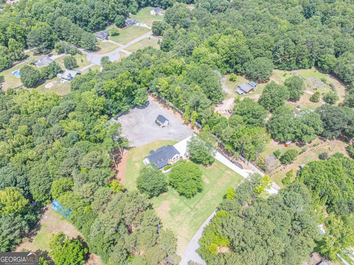 Photo 51 of 56 of 1474 Broadnax Mill Rd mobile home