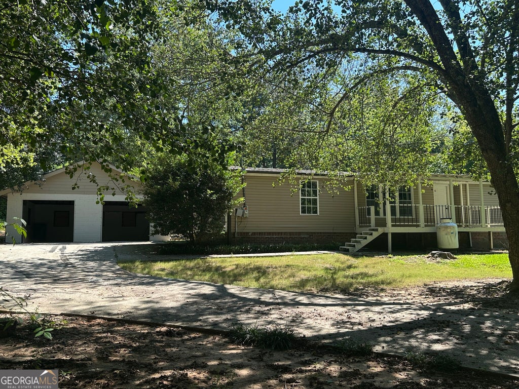Photo of 135 Oak Valley Drive SW, Oxford, GA 30054 (MLS # 10832842)