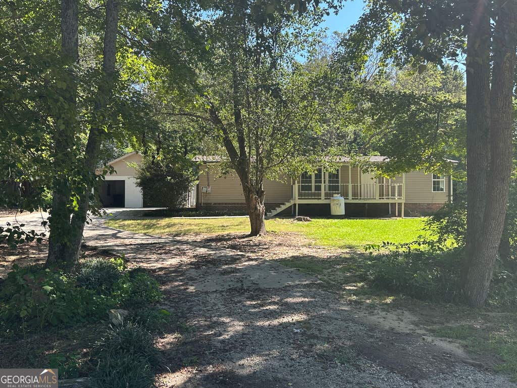 Photo of 135 Oak Valley Drive SW, Oxford, GA 30054 (MLS # 10832842)