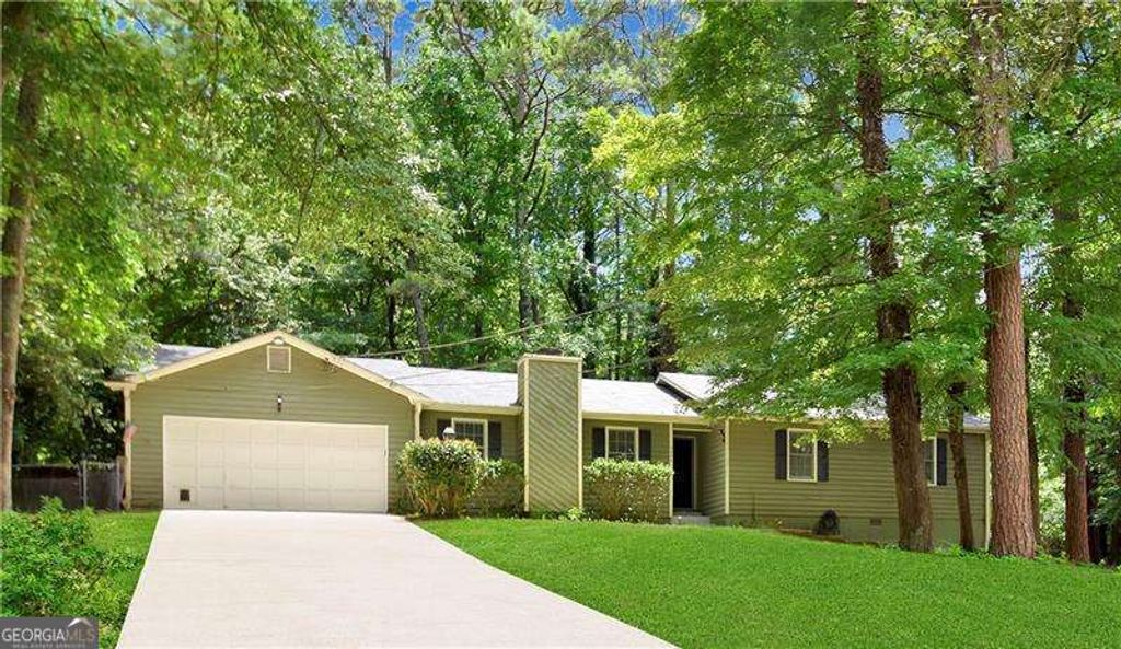 Photo of 2654 Crystal Court, Lawrenceville, GA 30044 (MLS # 10794063)