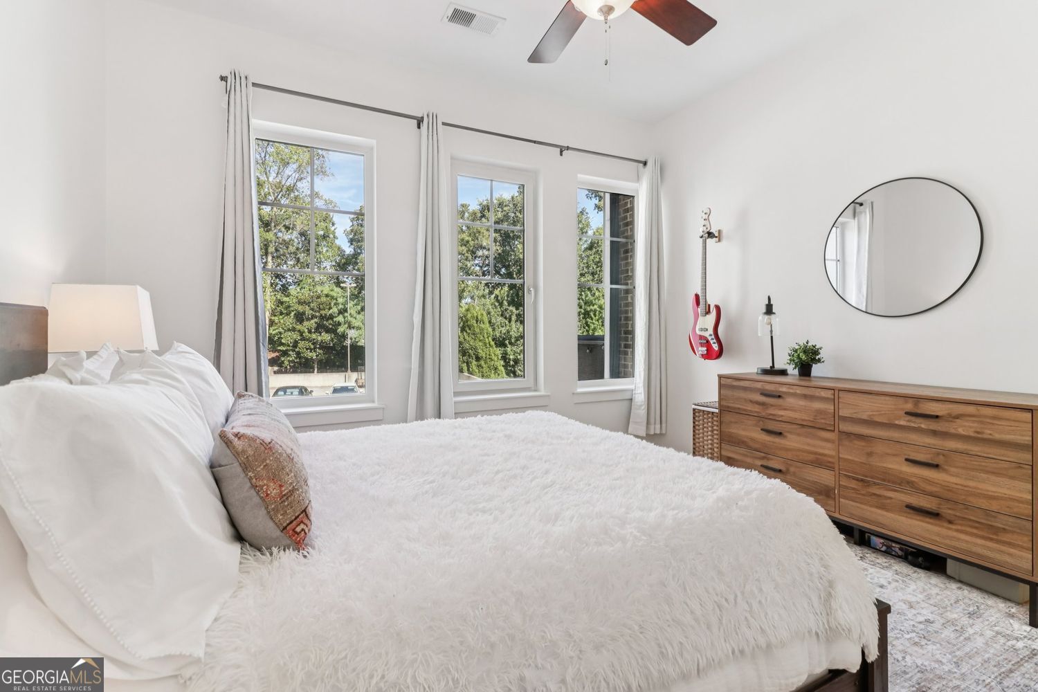 VILLAGE PLACE BROOKHAVEN - Residential