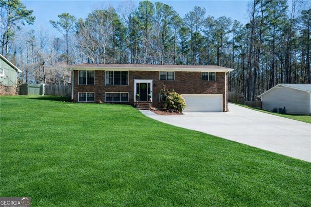 Photo of 670 Teague Drive NW, Kennesaw, GA 30152 (MLS # 10681958)