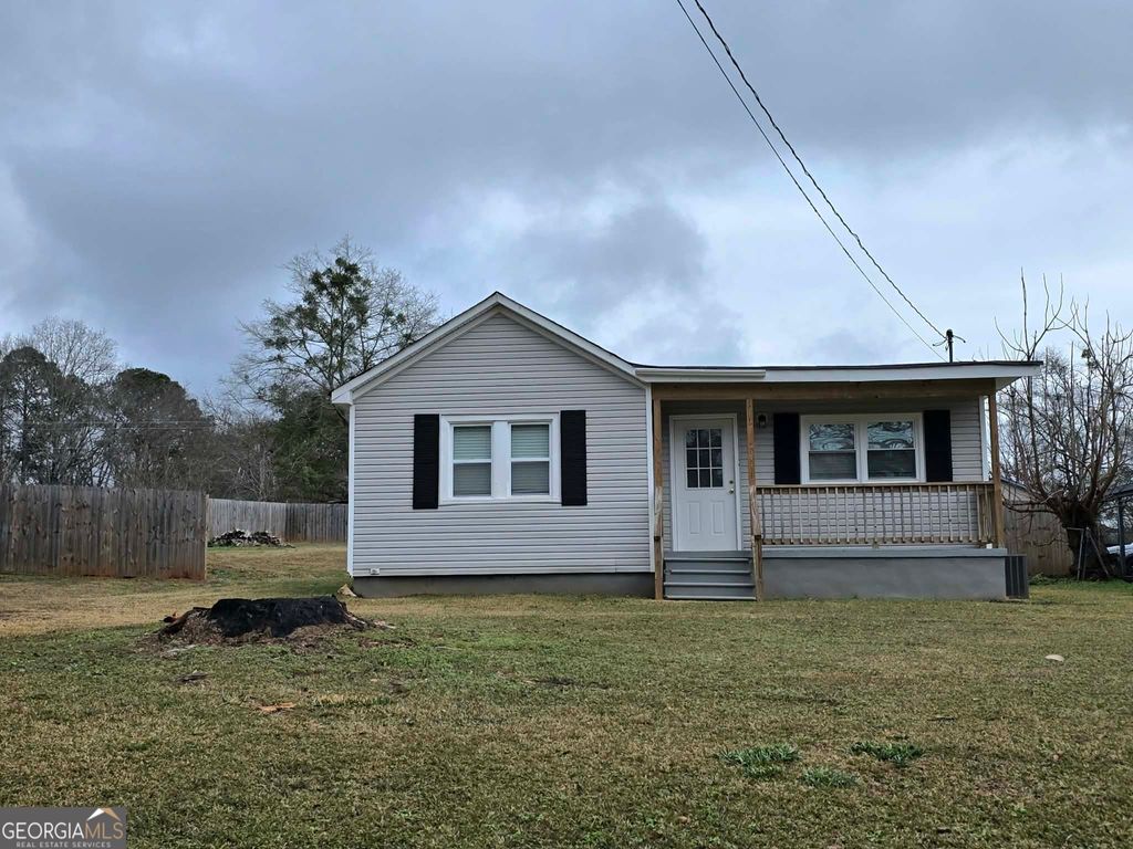Photo of 75 Mathis Lake Rd, Thomaston, GA 30286 (MLS # 10674728)