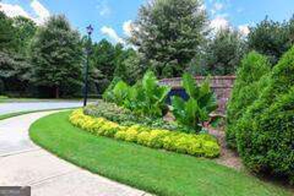 Photo of 1547 Paxton Drive SW, Lilburn, GA 30047 (MLS # 10717110)