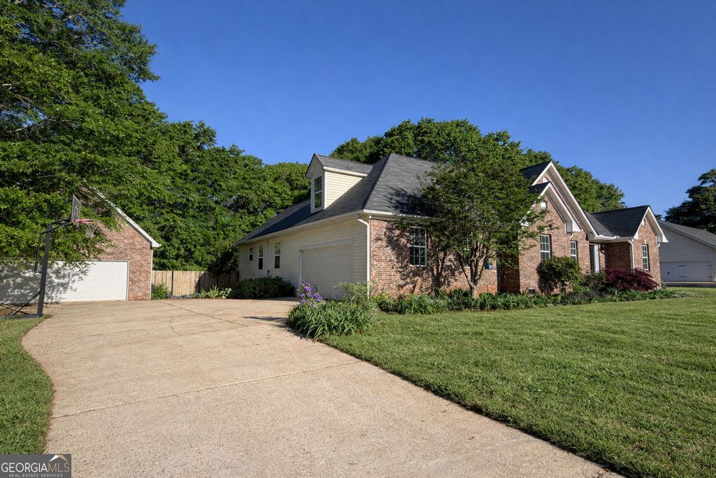 Photo of 344 McKibben Drive, Locust Grove, GA 30248 (MLS # 10726947)