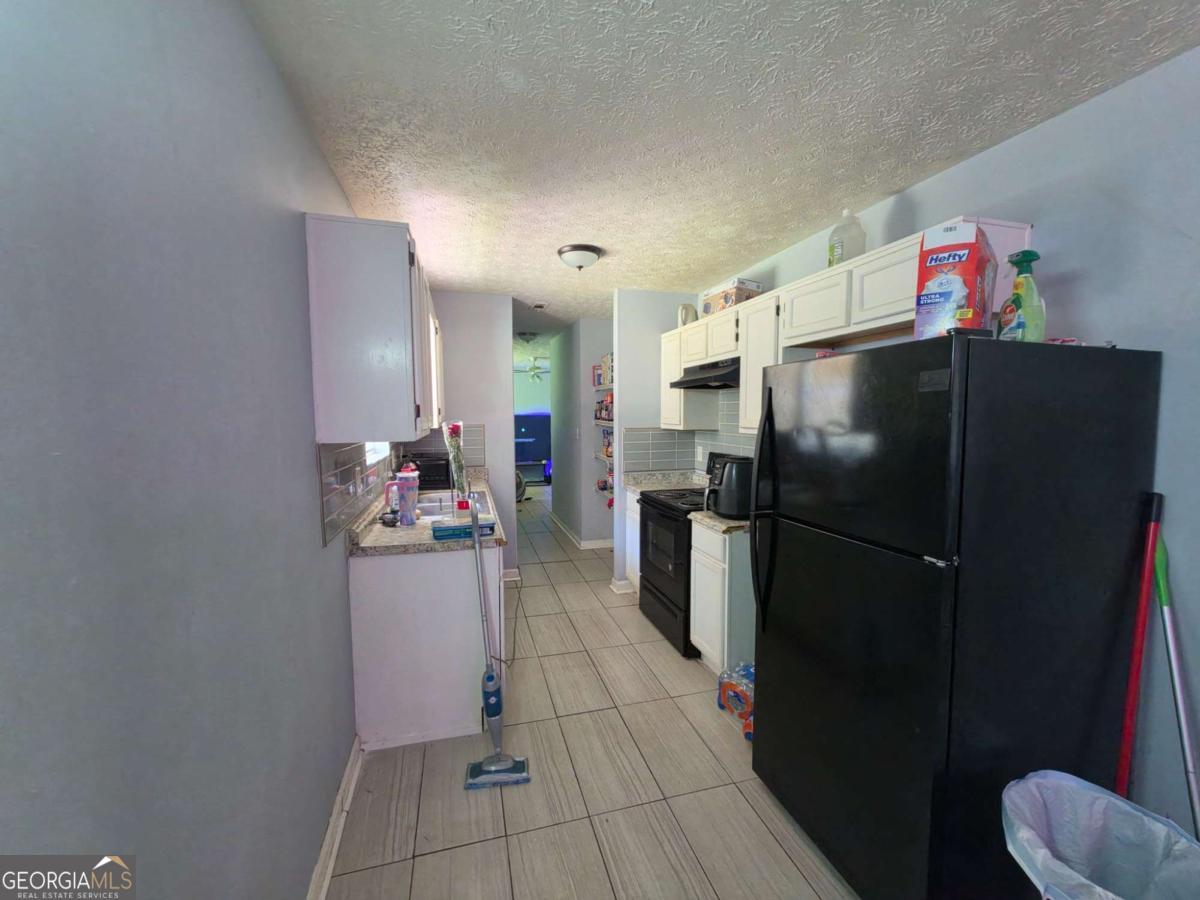 2835 Sapphire ST