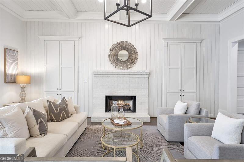 Milton, Georgia 30004, United States, 7 Bedrooms Bedrooms, ,8 BathroomsBathrooms,Residential,Pending,78389