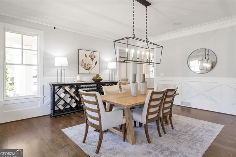 Milton, Georgia 30004, United States, 7 Bedrooms Bedrooms, ,8 BathroomsBathrooms,Residential,Pending,78389