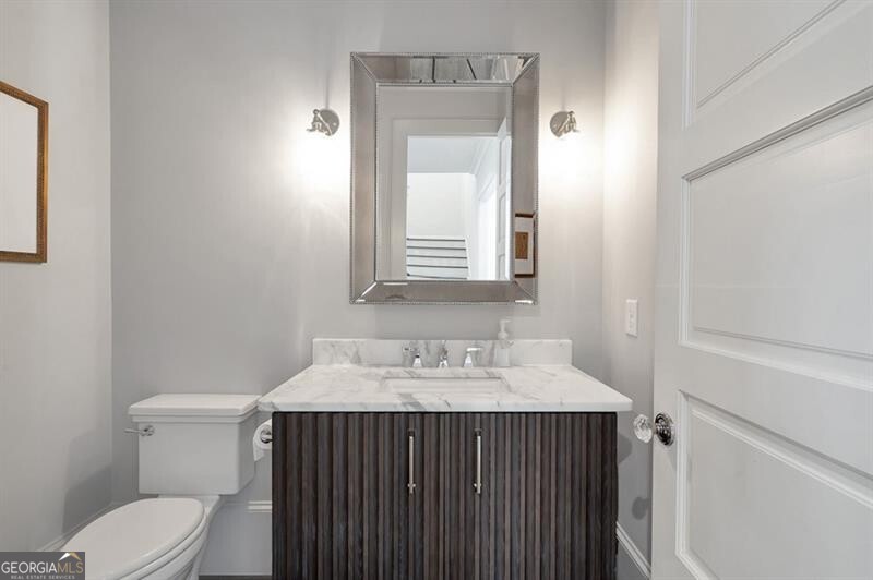 Milton, Georgia 30004, United States, 7 Bedrooms Bedrooms, ,8 BathroomsBathrooms,Residential,Pending,78389