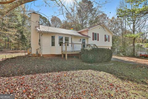 A home in Newnan