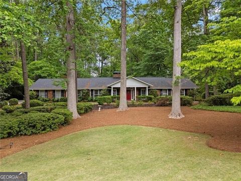 Photo of 515 Kenbrook Drive, Atlanta, GA 30327 (MLS # 10770043)