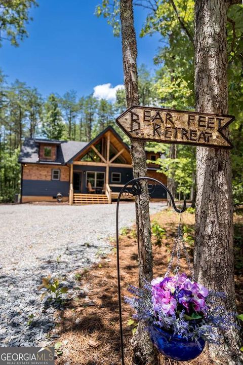 A home in Mccaysville