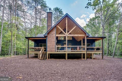 A home in Mccaysville