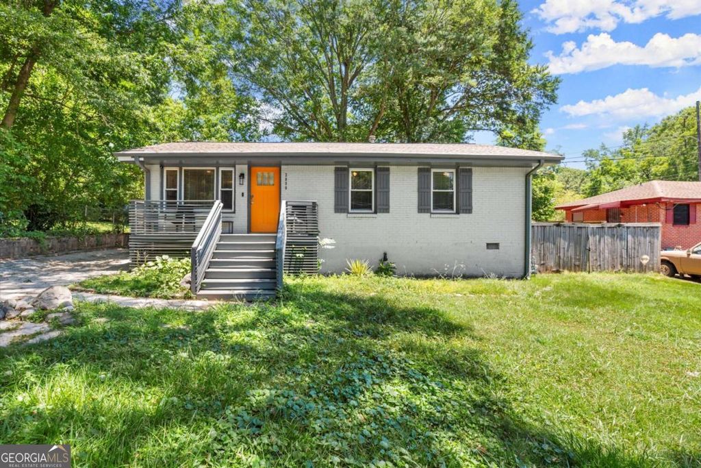 Photo of 2890 Meadowview Drive SE, Atlanta, GA 30316 (MLS # 10718144)