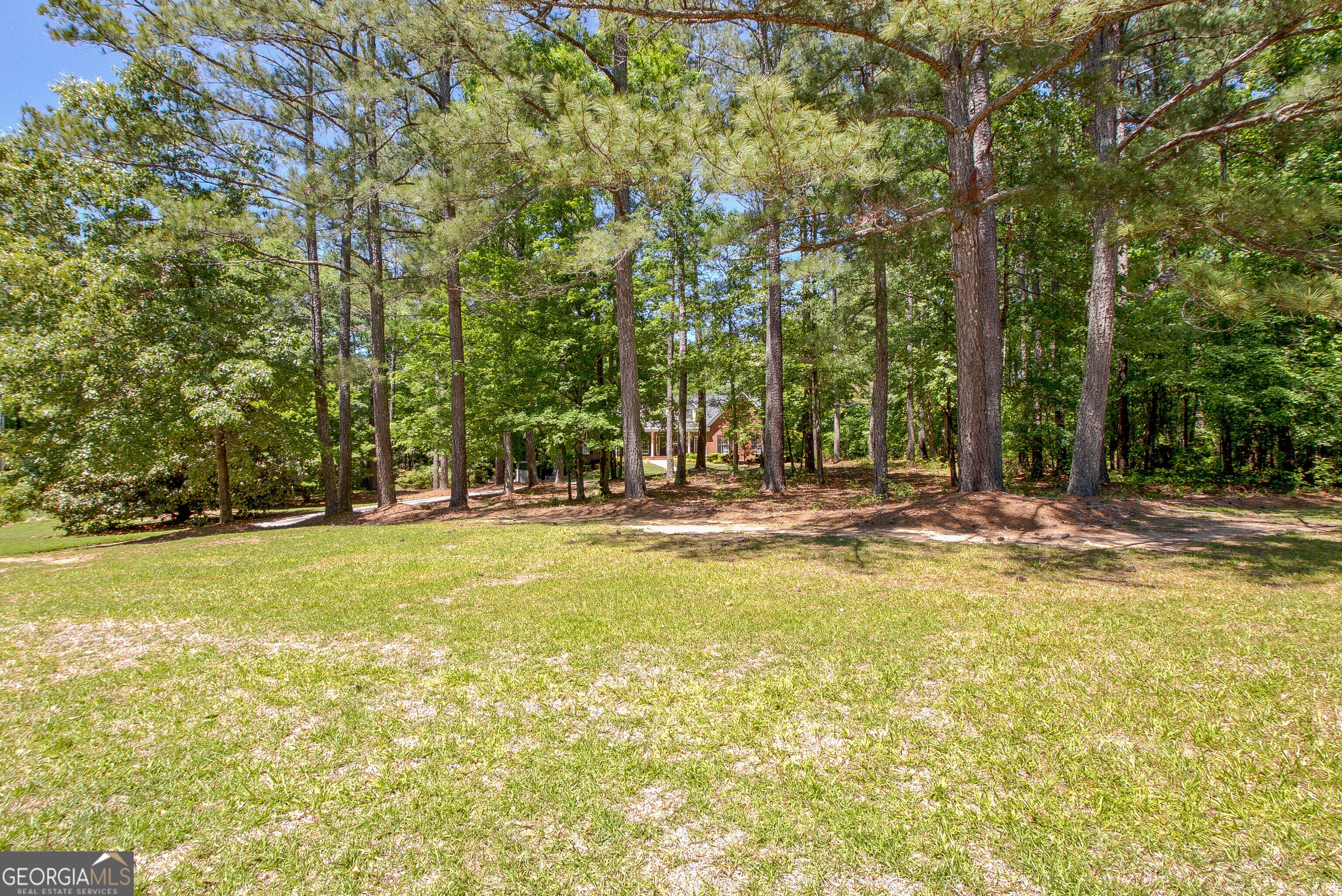 35 Ashford LN