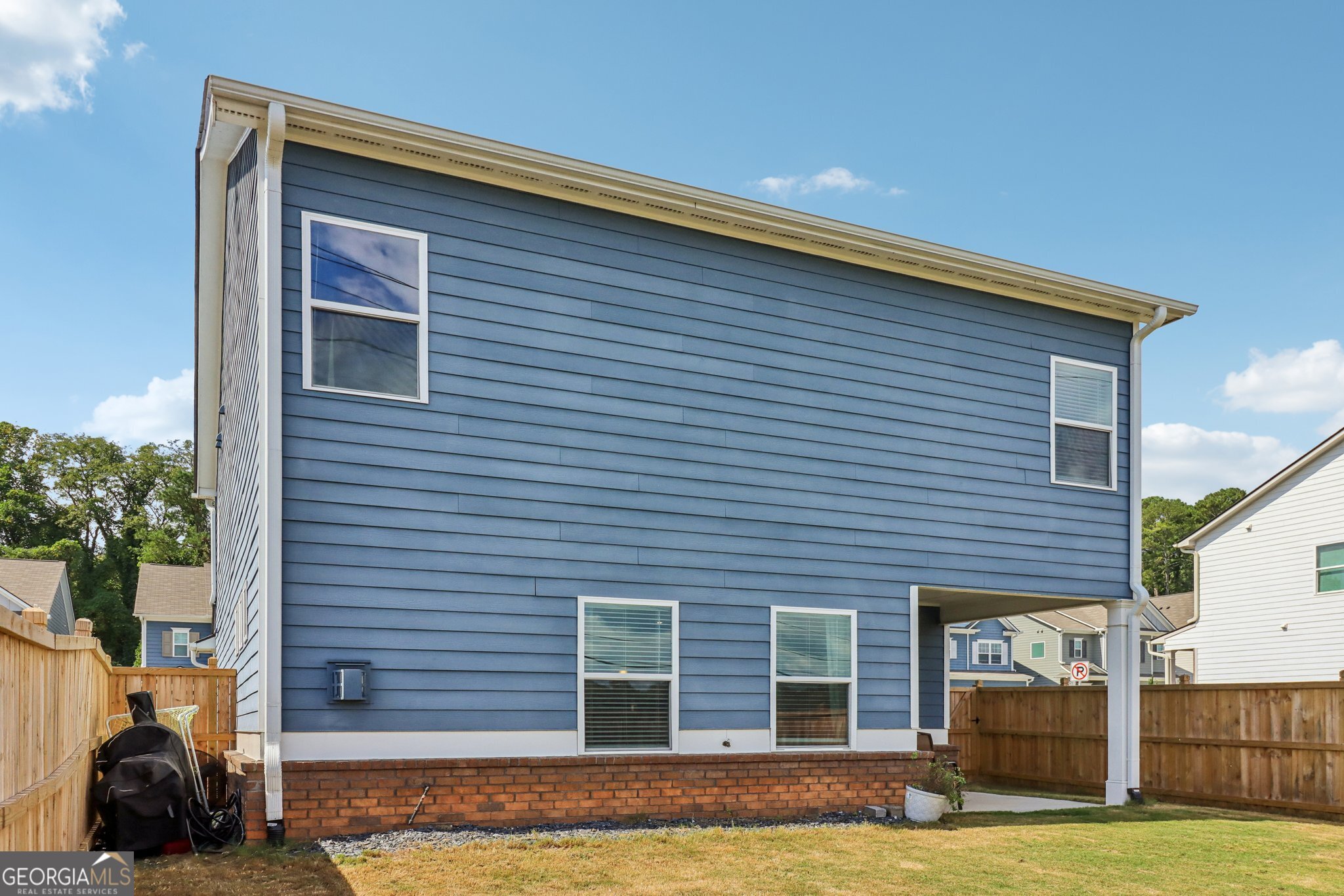 Chastain Overlook - Residential Lease