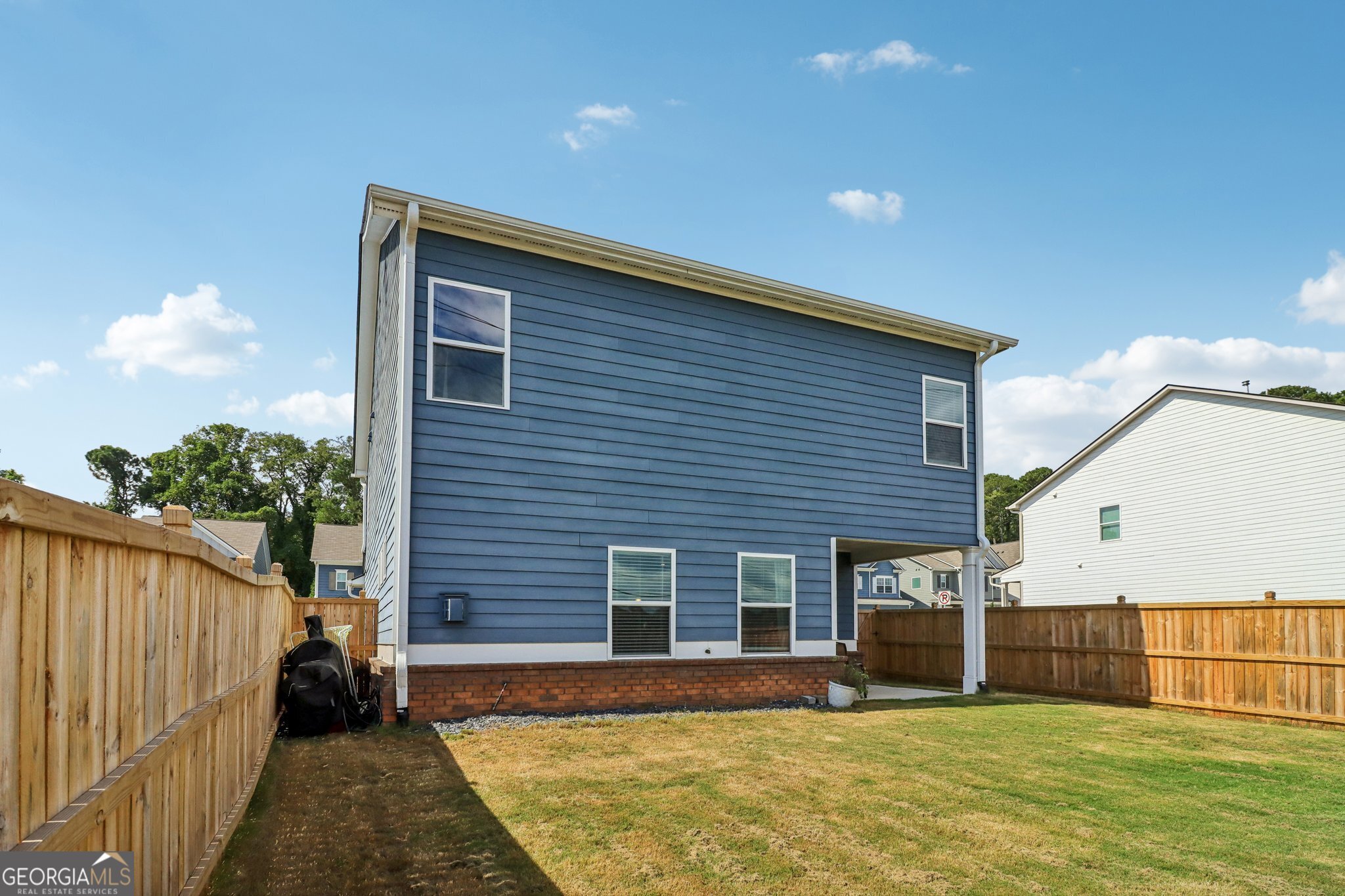 Chastain Overlook - Residential Lease