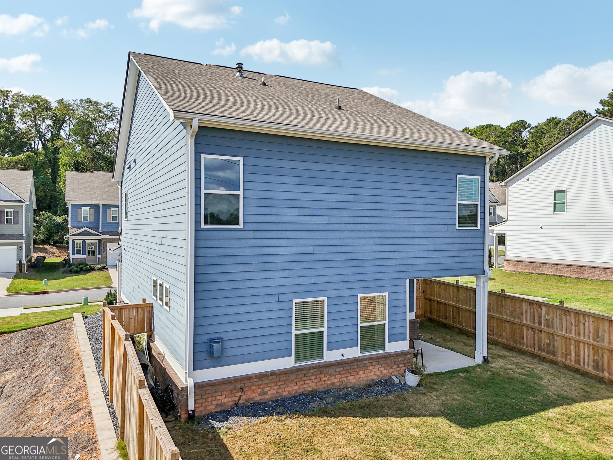 Chastain Overlook - Residential Lease