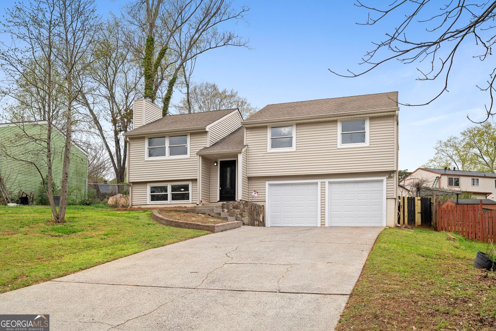 Photo of 425 Worthington Hills Court, Roswell, GA 30076 (MLS # 10718840)