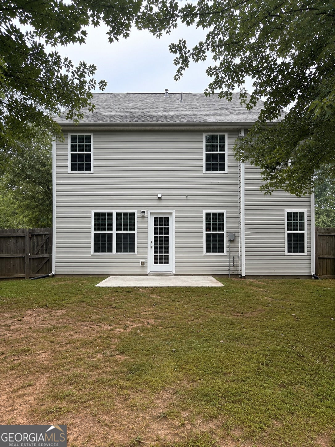 1942 Oakbluff DR