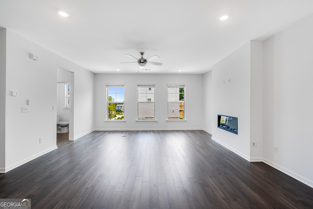 Hampton Trace - Residential