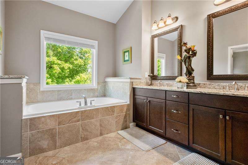 Enclave Laura Creek - Residential