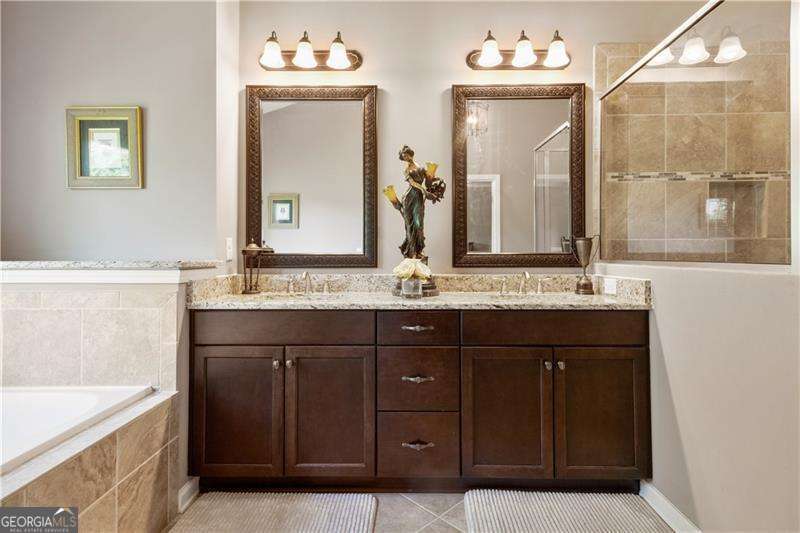Enclave Laura Creek - Residential