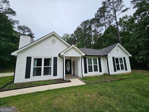 Photo of 65 Tralee Trace, Sharpsburg, GA 30277 (MLS # 10649521)