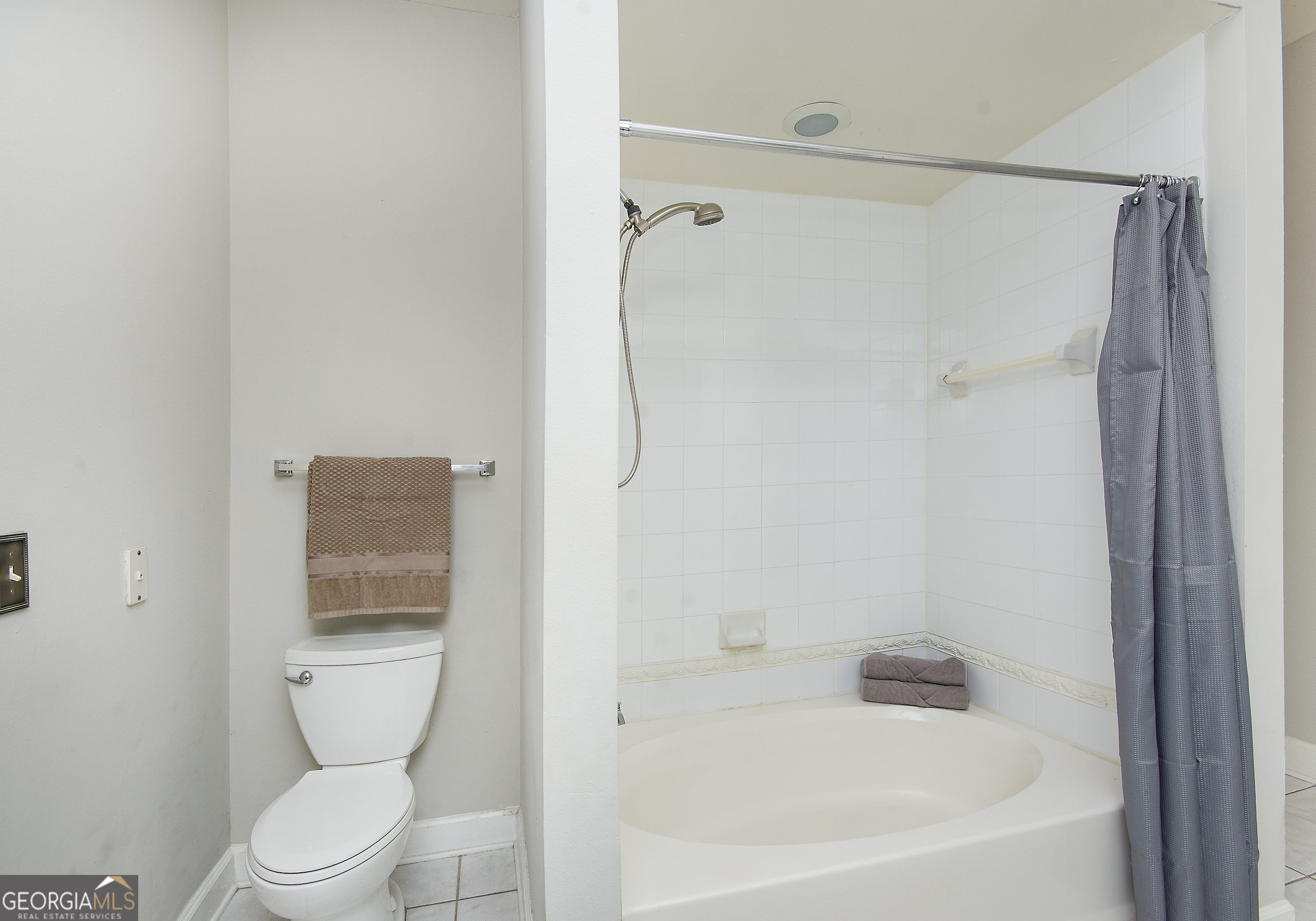 Peachtree Place - Residential