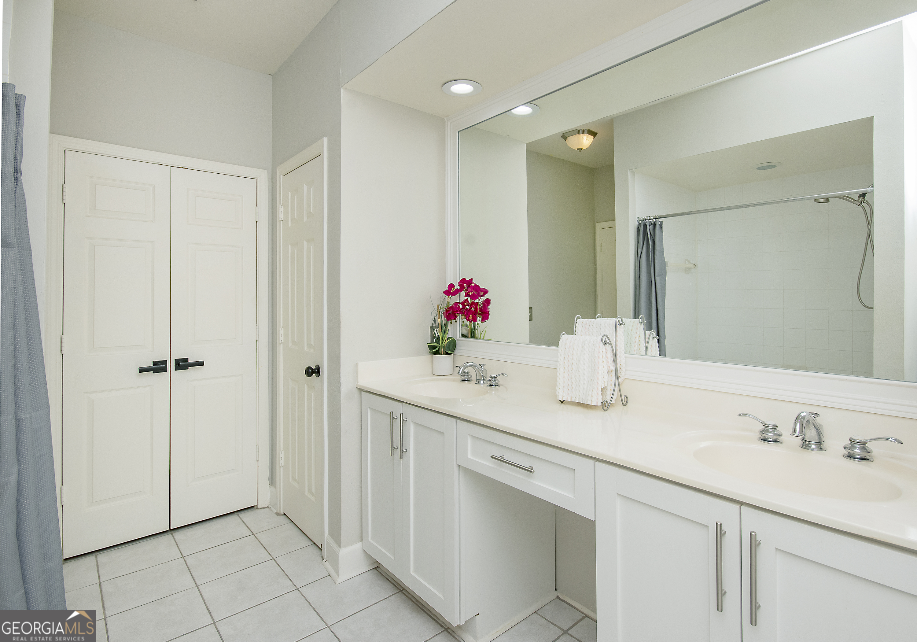 Peachtree Place - Residential