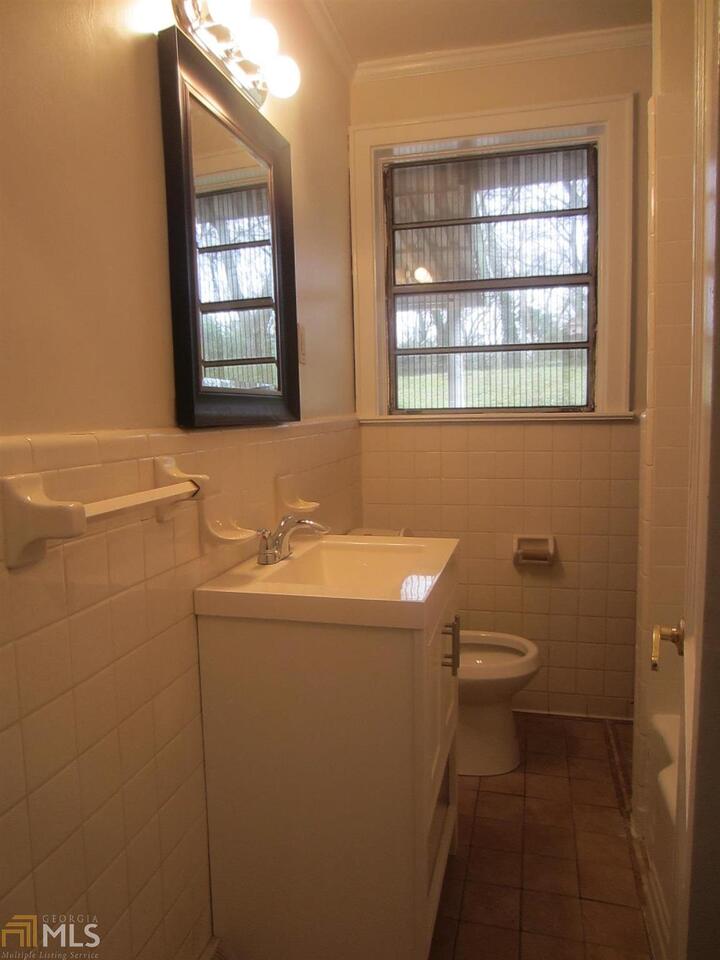 Folks Farms - Residential Lease