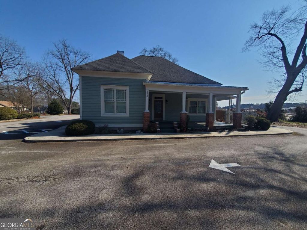 Photo of 123 E Atlanta Road, Stockbridge, GA 30281 (MLS # 10689927)