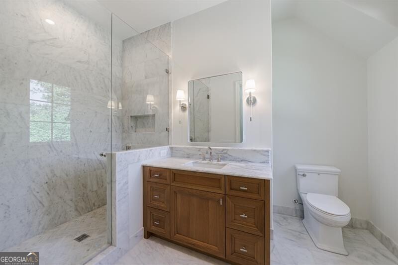Tuxedo Park - Residential