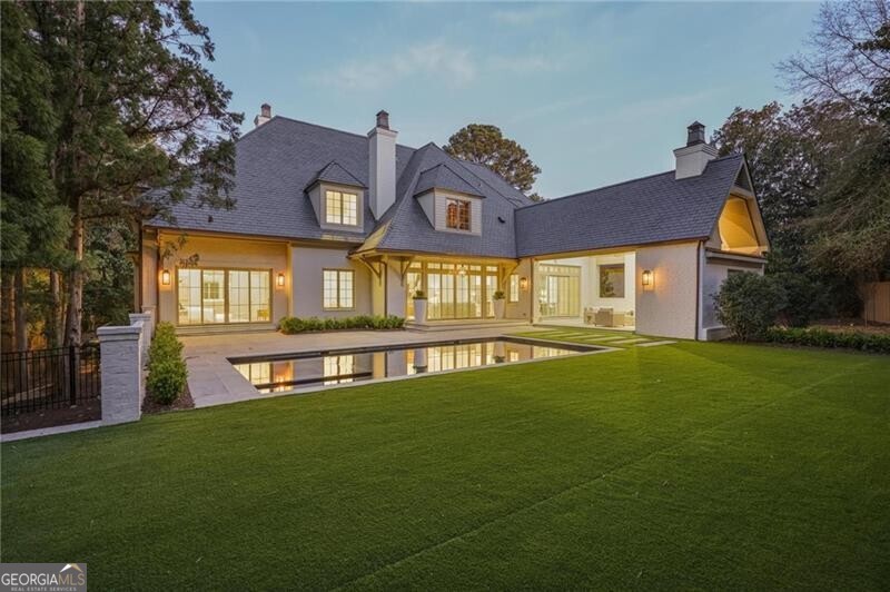 Tuxedo Park - Residential
